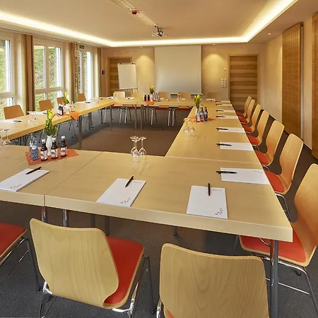 ホテル Panoramahotel Berghof バイアースブロン